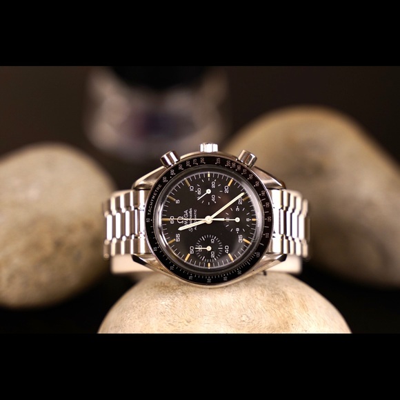 Omega Speedmaster • CURRENTLY ON AUCTION • - Picture 3 of 13